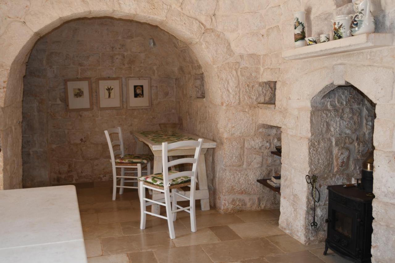 Trullo Bosco Libero Ostuni Villa Dış mekan fotoğraf