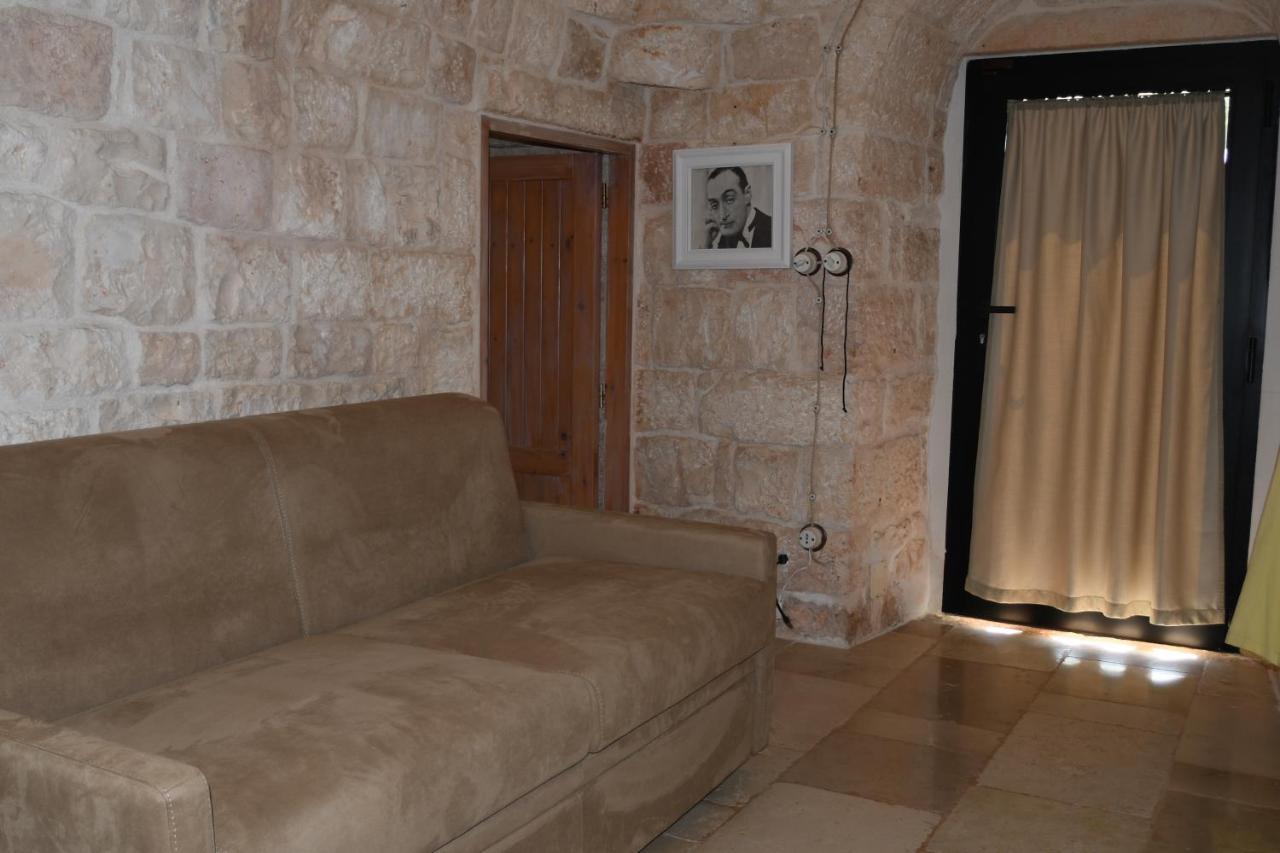 Trullo Bosco Libero Ostuni Villa Dış mekan fotoğraf