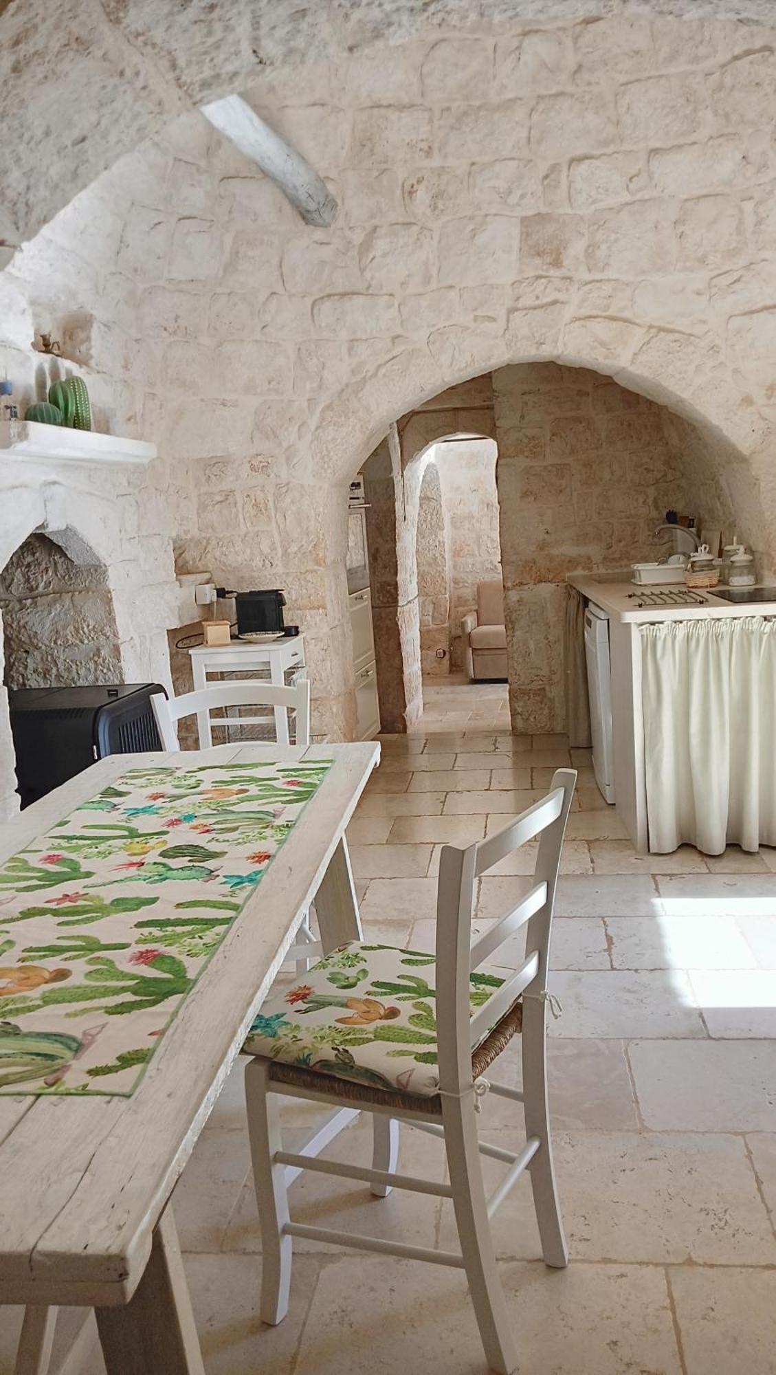 Trullo Bosco Libero Ostuni Villa Dış mekan fotoğraf