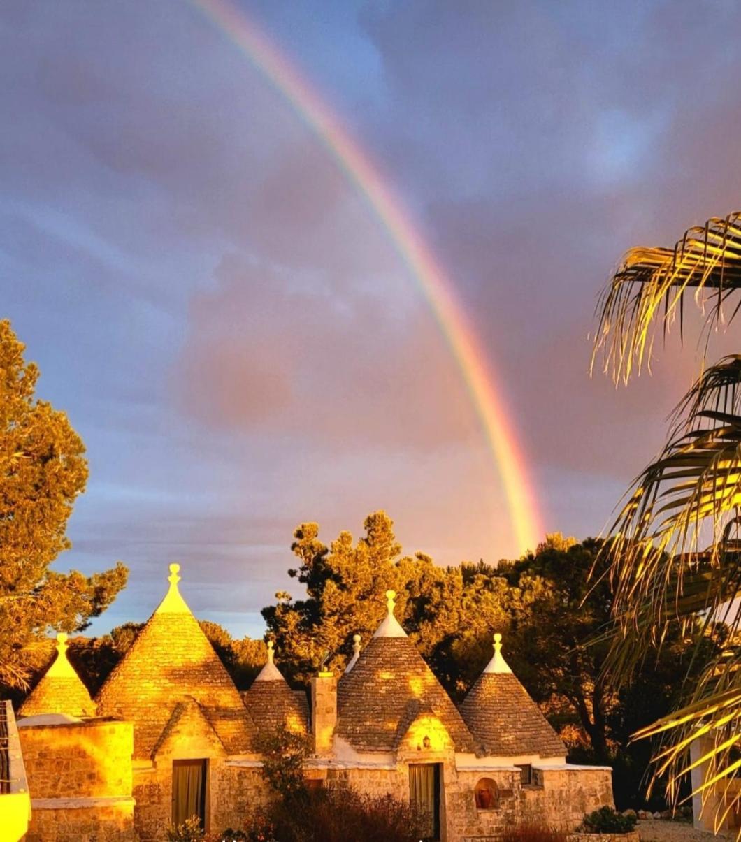 Trullo Bosco Libero Ostuni Villa Dış mekan fotoğraf